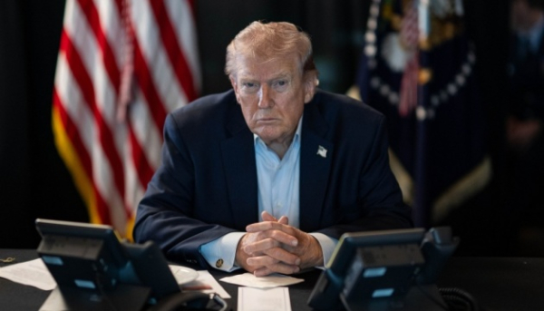 Трамп попередив Іран, що США за кожне атаковане судно знищуватимуть міст або електростанцію Трамп попередив Іран, що США за кожне атаковане судно знищуватимуть міст або електростанцію