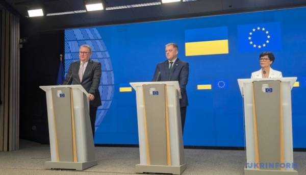 ЄС офіційно відкрив шостий кластер в переговорах про вступ України