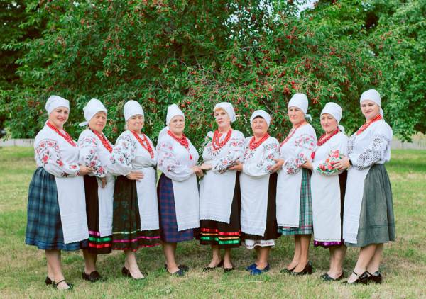 На городі бузина - на столі бузинник 20 На городі бузина - на столі бузинник 20
