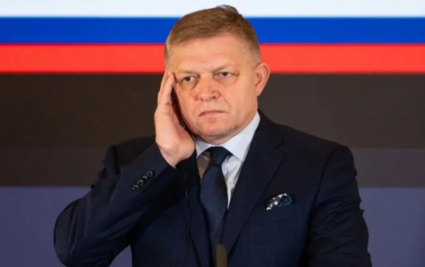 ЧАС НОВИН в Україні 39 Голова уряду Словаччини Роберт Фіцо спростував причетність країни до “коаліції…