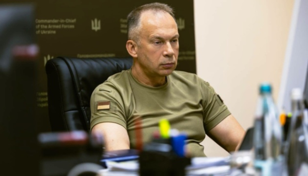 Сирський оцінює позитивно досвід формування універсальних медичних підрозділів.