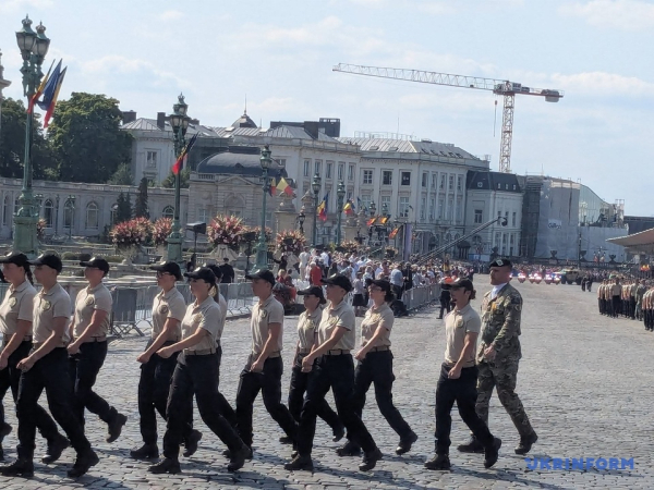 Українські захисники здійснили марш на брюссельському параді 26