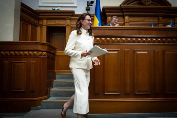 Рада відправила у відставку Свириденко та її уряд 7