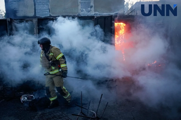 У столиці ринкову площу знищено вогнем після нападу росіян, є жертви та потерпілі. 17 У столиці ринкову площу знищено вогнем після нападу росіян, є жертви та потерпілі. 15