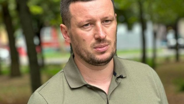 Російські сили завдали удару по центру Херсона, загинула людина