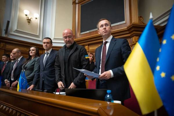 Корецький провів перше засідання свого уряду 5