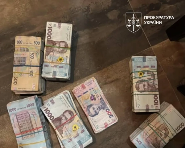 ЧАС НОВИН в Україні 20 За даними прокуратури, близько 200 осіб призовного віку були оформлені…