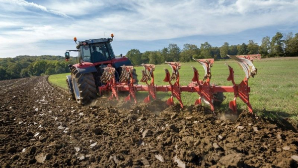 Maschio Gaspardo показав плуг, який зменшує налипання ґрунту та економить пальне — SuperAgronom.com