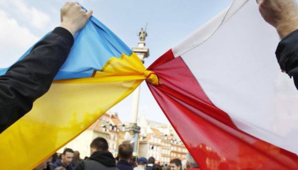 «Білий Орел»: як президент Навроцький одним указом об’єднав Україну 8 «Білий Орел»: як президент Навроцький одним указом об’єднав Україну 8