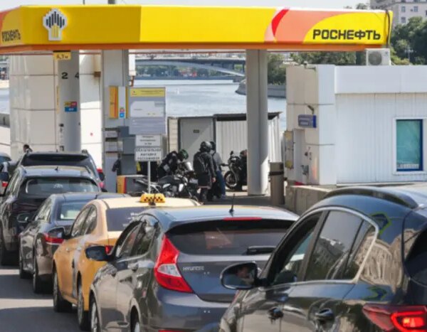 Росіяни виявили “позитивні сторони” від українських ударів по нафтобазах