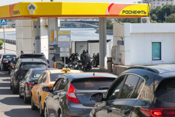 Росіяни виявили “позитивні сторони” від українських ударів по нафтобазах