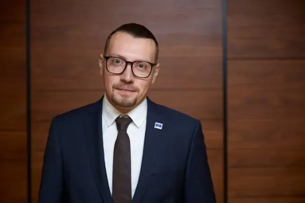 Нові міністри: хто вони – оновлений склад уряду 15