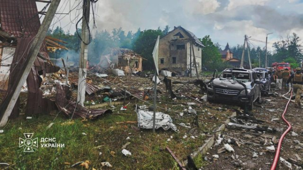 Шість загиблих та десятки поранених на Київщині після російського ракетного удару – за словами Зеленського