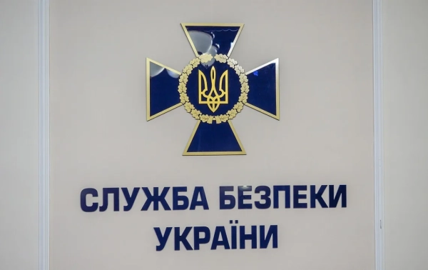 Зеленський усунув Хмару від виконання обов’язків голови СБУ та керівника центру “А”.