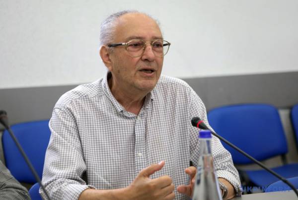 Цьогорічний РетроМузФест імені Весоловського пройде під гаслом «Музика, що долає кордони» 9 Цьогорічний РетроМузФест імені Весоловського пройде під гаслом «Музика, що долає кордони» 9