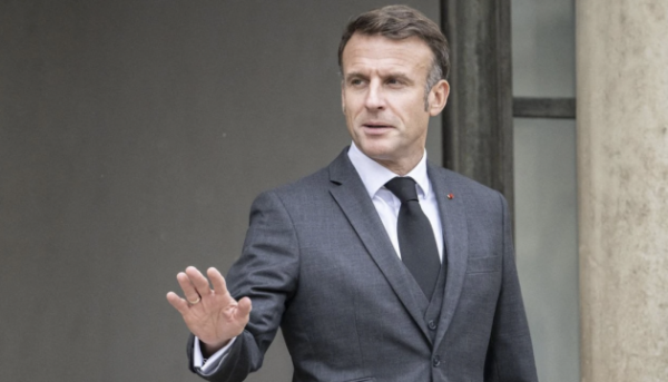Президент Франції прибув в Анкару на саміт НАТО