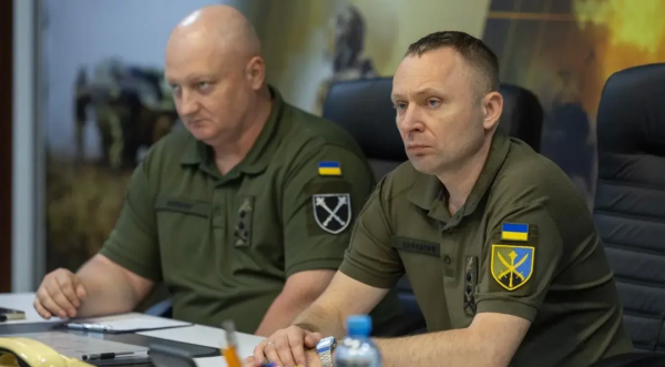 Хмара представив керівному складу Генштабу Драпатого і Скибюка 7 Хмара представив керівному складу Генштабу Драпатого і Скибюка 7