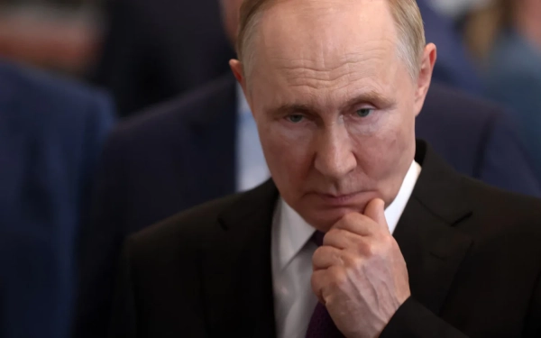 Заява Путіна про повне захоплення Костянтинівки — це вигадка, стверджує ISW. 13