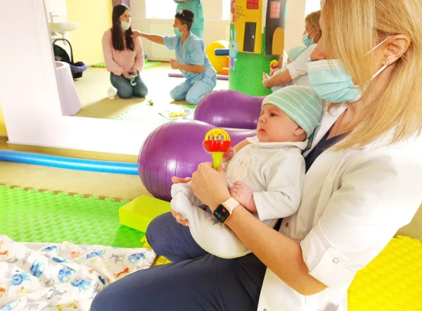 Рання допомога та відновлення малюків: як не пропустити суттєві зміни у розвитку 14 Рання допомога та відновлення малюків: як не пропустити суттєві зміни у розвитку 12