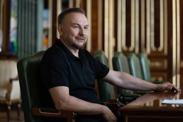 Зеленський провів зустрічі з Білецьким та «Флешем» 6 Зеленський провів зустрічі з Білецьким та «Флешем» 6