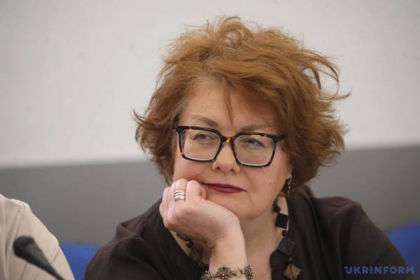 Що сучасний театр шукає і знаходить у «Енеїді»? Феномен Енеїдобуму воєнного часу 46 Що сучасний театр шукає і знаходить у «Енеїді»? Феномен Енеїдобуму воєнного часу 46