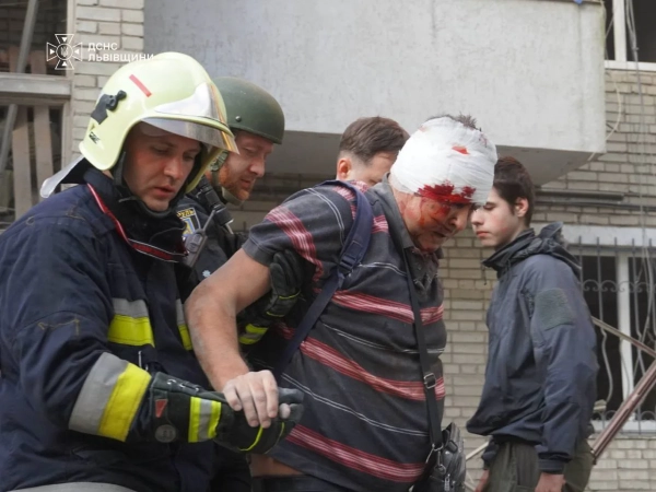 Кількість жертв російського ракетного удару у Львові збільшилася до 26, включаючи дітей 12 Кількість жертв російського ракетного удару у Львові збільшилася до 26, включаючи дітей 10