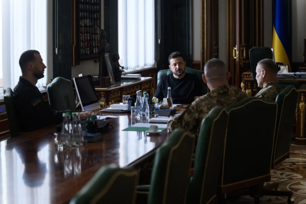 Президент України вислухав звіт щодо готовності до потенційних сценаріїв на маршруті Чернігів-Київ.