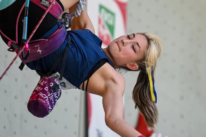 Казбекова стала віцечемпіонкою світу зі скелелазіння серед молоді