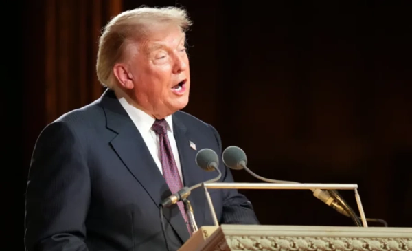Трамп попередив про відкликання претендента на посаду генпрокурора через розбіжності з сенаторами-республіканцями.