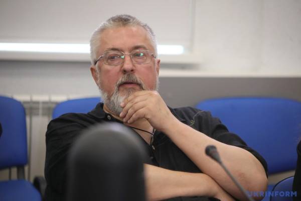 Що сучасний театр шукає і знаходить у «Енеїді»? Феномен Енеїдобуму воєнного часу 30 Що сучасний театр шукає і знаходить у «Енеїді»? Феномен Енеїдобуму воєнного часу 30