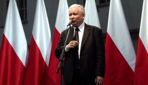 ЧАС НОВИН в Україні 48 Качинський дистанціювався від закликів свого заступника заблокувати допомогу Україні