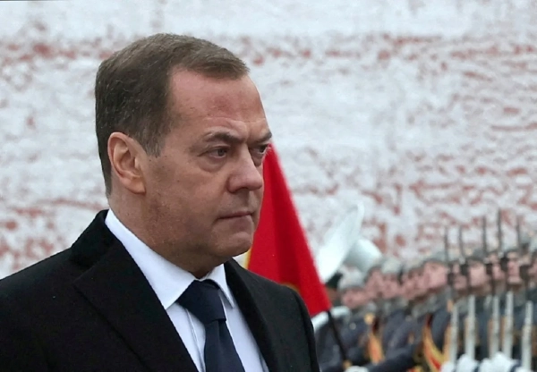 “Енергетичні кризи, соціальні катаклізми”: Медведєв закликав зробити життя у Британії&hellip;