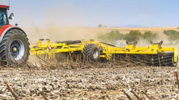 Аграріям повідали про покращення роботи з рослинними залишками та покривними культурами — SuperAgronom.com