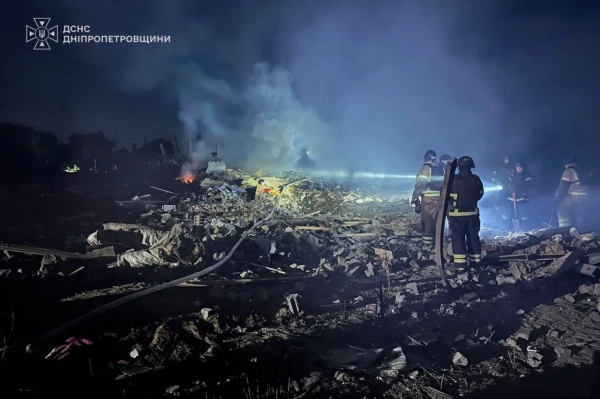 Володимир Зеленський повідомив, що Росія запустила по Україні більше 70 ракет, серед яких значна частка балістичних, та 280 безпілотників. За попередніми даними, загинуло 8 людей.