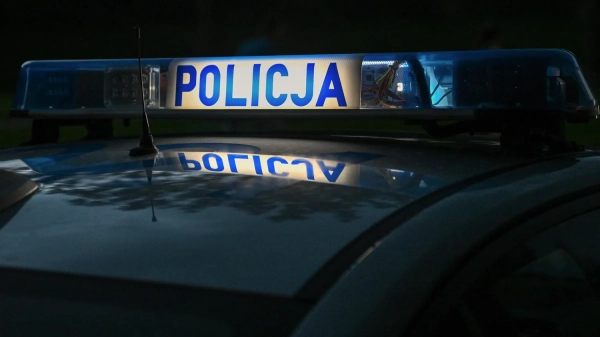 В Люблінському воєводстві, що на кордоні з Україною, виявлено потужний вибух і утворився кратер. 2 Потужний вибух та кратер виявили у Польщі на Люблінщині, що межує з Україною
