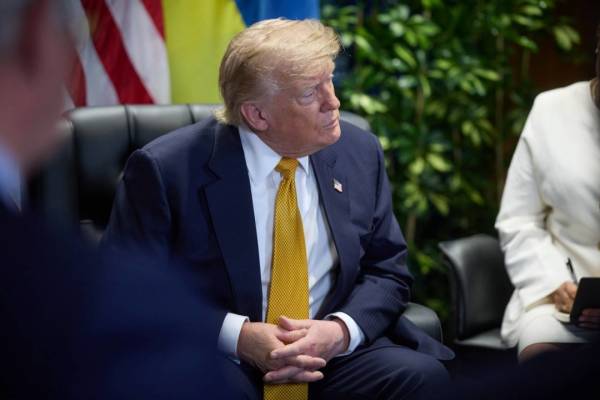 Зеленський - про зустріч із Трампом: Обговорили посилення ППО України та наближення миру 8 Зеленський - про зустріч із Трампом: Обговорили посилення ППО України та наближення миру 8