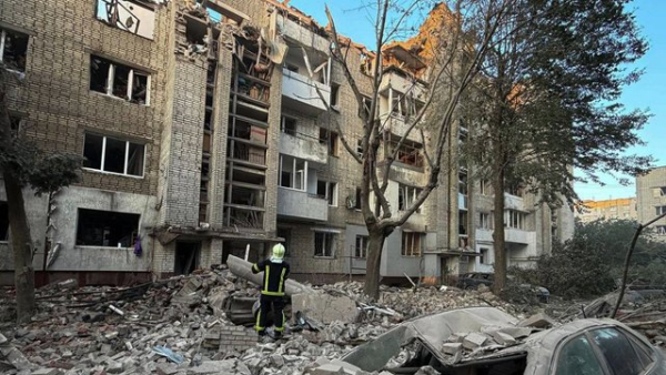 Ракетний удар Росії по Львову: УХЛ облаштувала центр допомоги для постраждалих 8 Ракетний удар Росії по Львову: УХЛ облаштувала центр допомоги для постраждалих 6