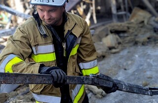 Кривий Ріг: рятувальники завершили пошук під завалами ТЦ 11