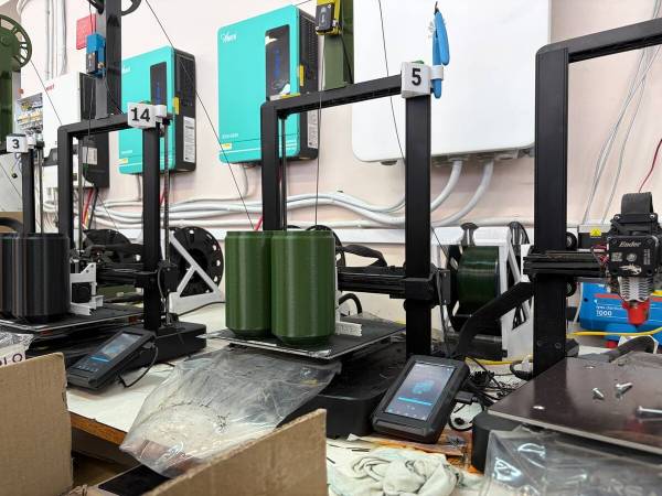 Керівник дизайну "Київстар" керує 3D-фермою, яка виробляє п'ять тонн виробів для фронту 12