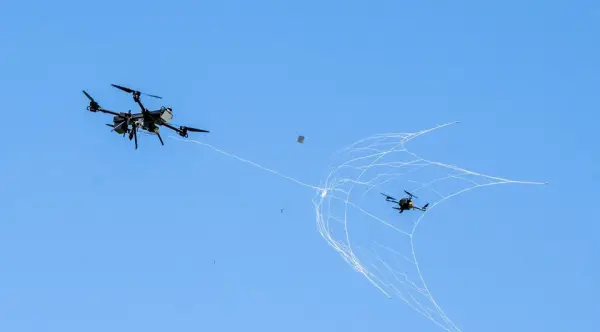 Німеччина: сотні дронів-привидів у повітряному просторі 5