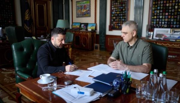 Зеленський зустрівся з Покладом – погодив нові операції і доручив продовжити очищення СБУ