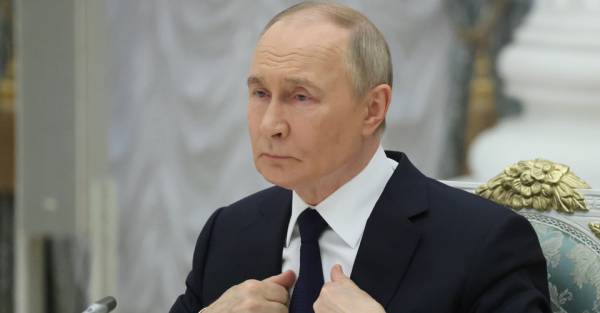 Путін відкинув мирні пропозиції України як “екзотичні”