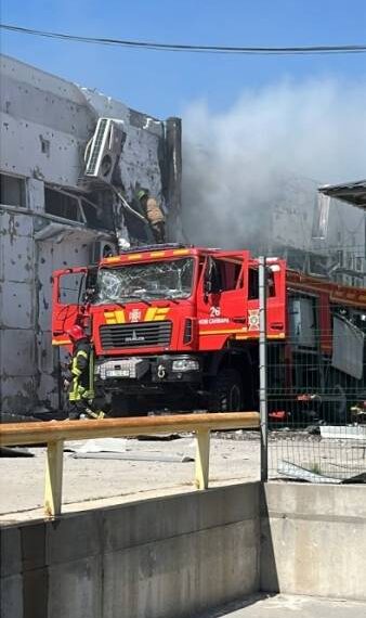 Росія знищила два розподільчі центри “Аврори”: збитки та наслідки