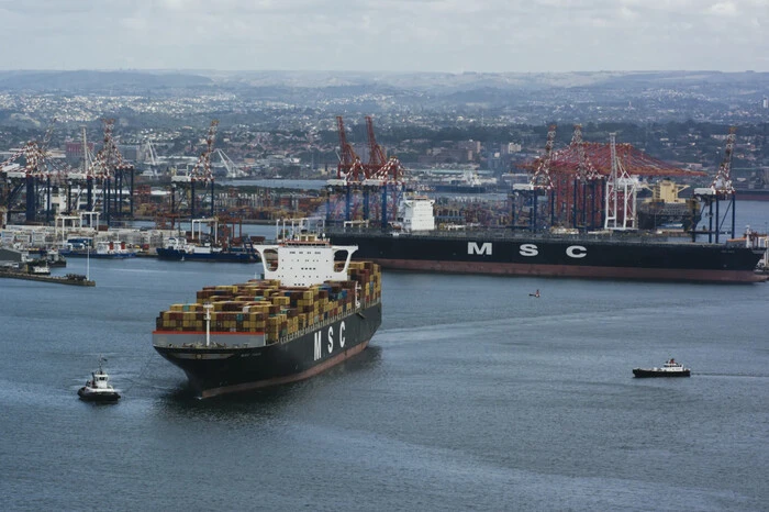 Maersk припинив рейси до Новоросійська 12