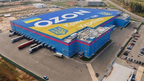 Українські захисники завдали першого удару по складу російського маркетплейсу Ozon 9