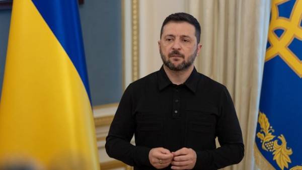 Зеленський: вибори зруйнують Україну