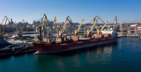Український бізнес вивчає польські порти як альтернативу Одесі