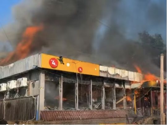 Дрони атакували магазини “Аврора”, бібліотеку та музей: є постраждалі