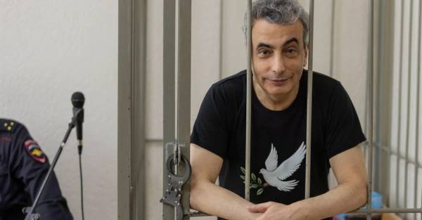 Шлосберга засудили в Росії за антивоєнну позицію