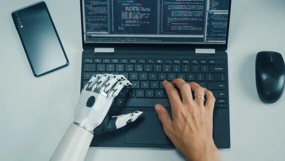 ЧАС НОВИН в Україні 25 Anthropic: мовні збої Opus збільшують витрати розробників